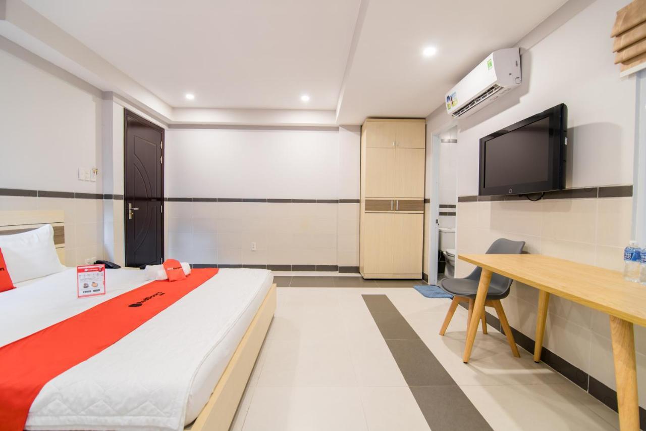 Bin Bin Hotel 5 - Near Lotte Mart D7 Хошимин Экстерьер фото